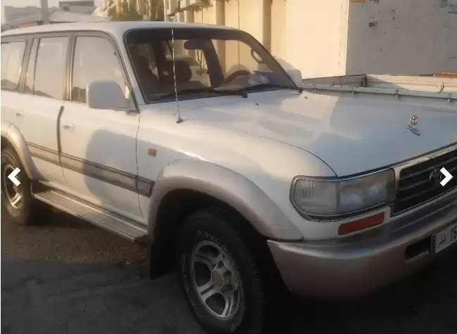 استفاده شده Toyota Land Cruiser برای فروش که در دوحه #5188 - 1  image 